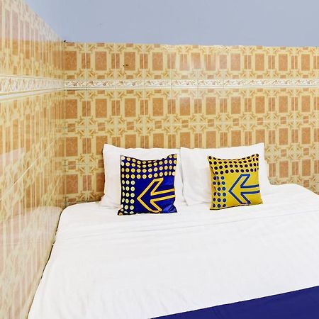 Spot On 91694 Hotel Rama Chandra Temanggung 외부 사진